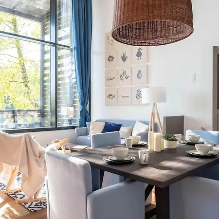 Elegant Mansion With Pools *